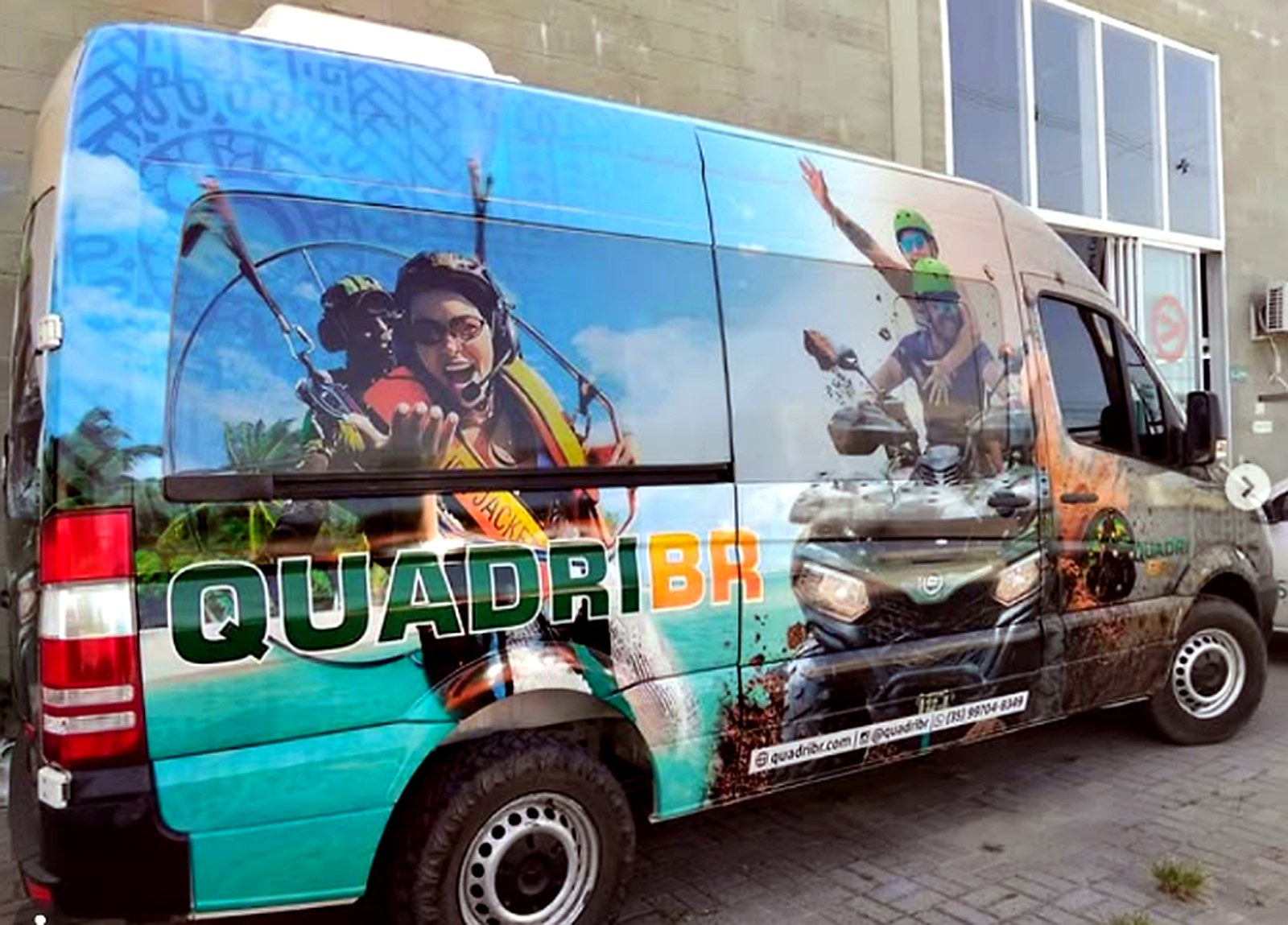 Van envelopada QuadriBR